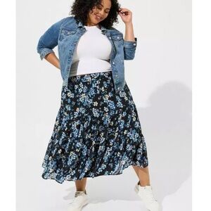 Torrid Tea Length Chiffon Tiered Skirt